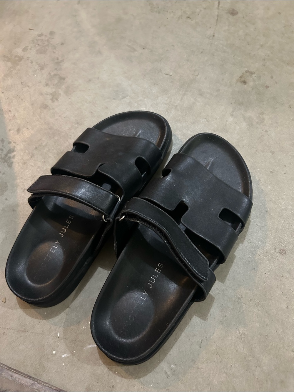 Sincerly Jules Black Double-Strap Slide Sandals